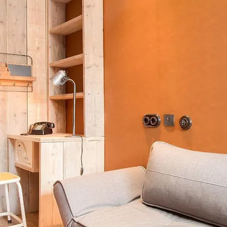 Max Brown Museum Square, Part Of Sircle Collection 3*