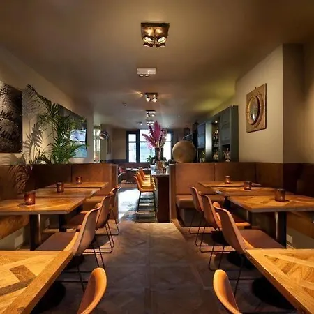 Max Brown Museum Square, Part Of Sircle Collection 3*