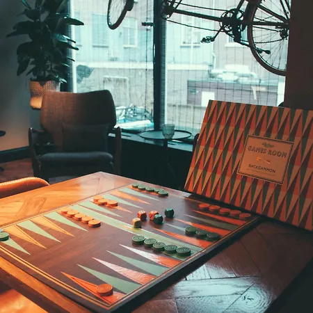 Max Brown Museum Square, Part Of Sircle Collection Amsterdam