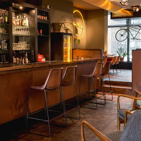 Max Brown Museum Square, Part Of Sircle Collection Amsterdam