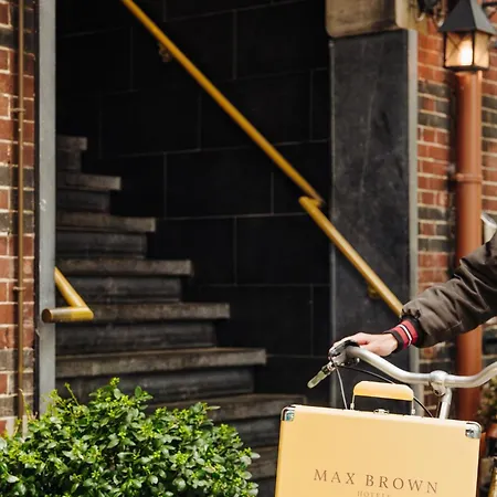 Max Brown Museum Square, Part Of Sircle Collection 3*