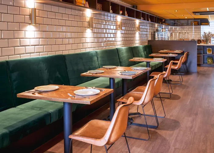 Hotel Max Brown Museum Square, Part Of Sircle Collection 3*