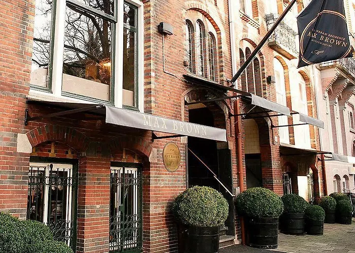 Max Brown Museum Square, Part Of Sircle Collection Hotel 3*